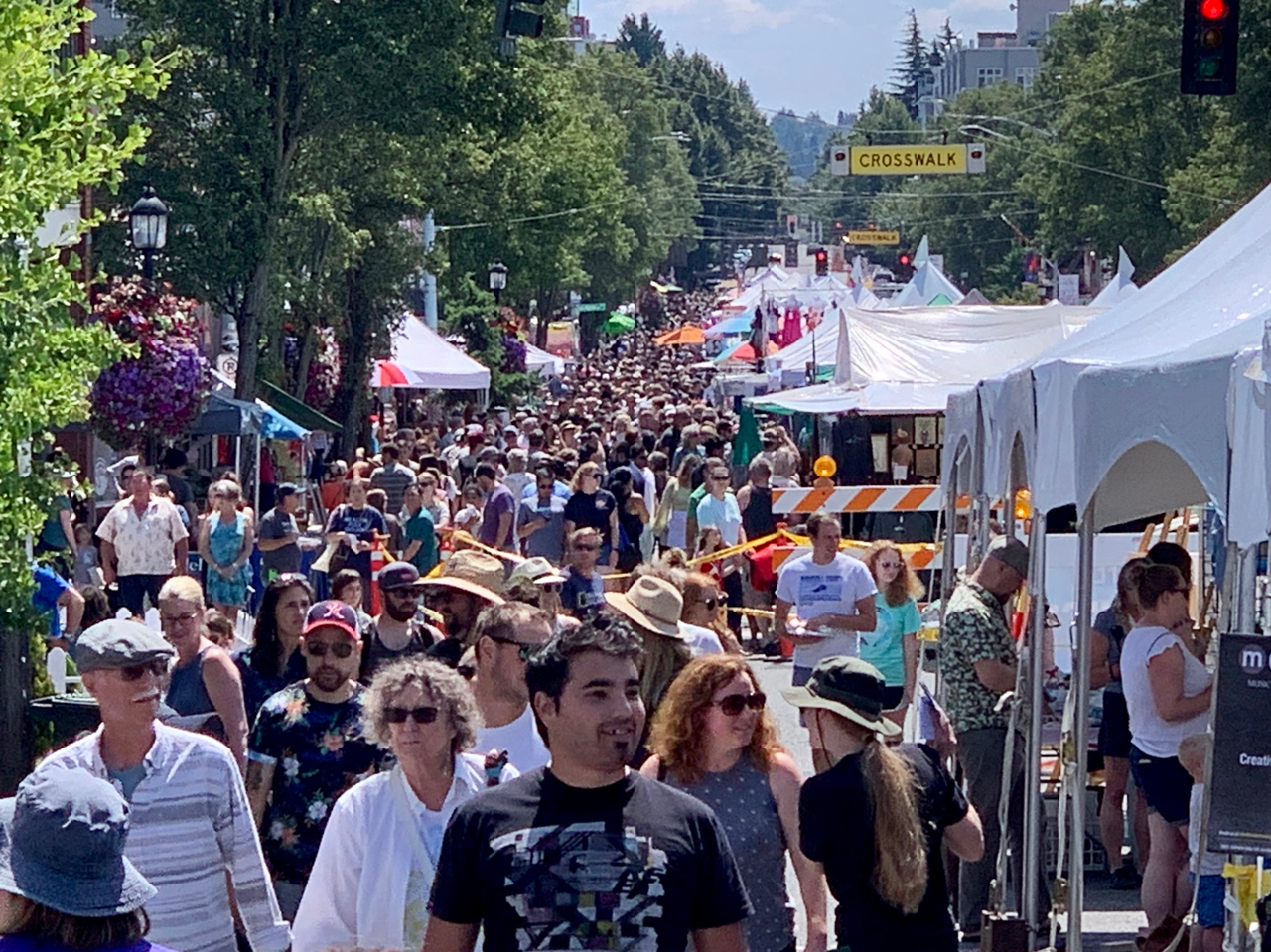 Local crowds keep vendors coming back to West Seattle Summerfest